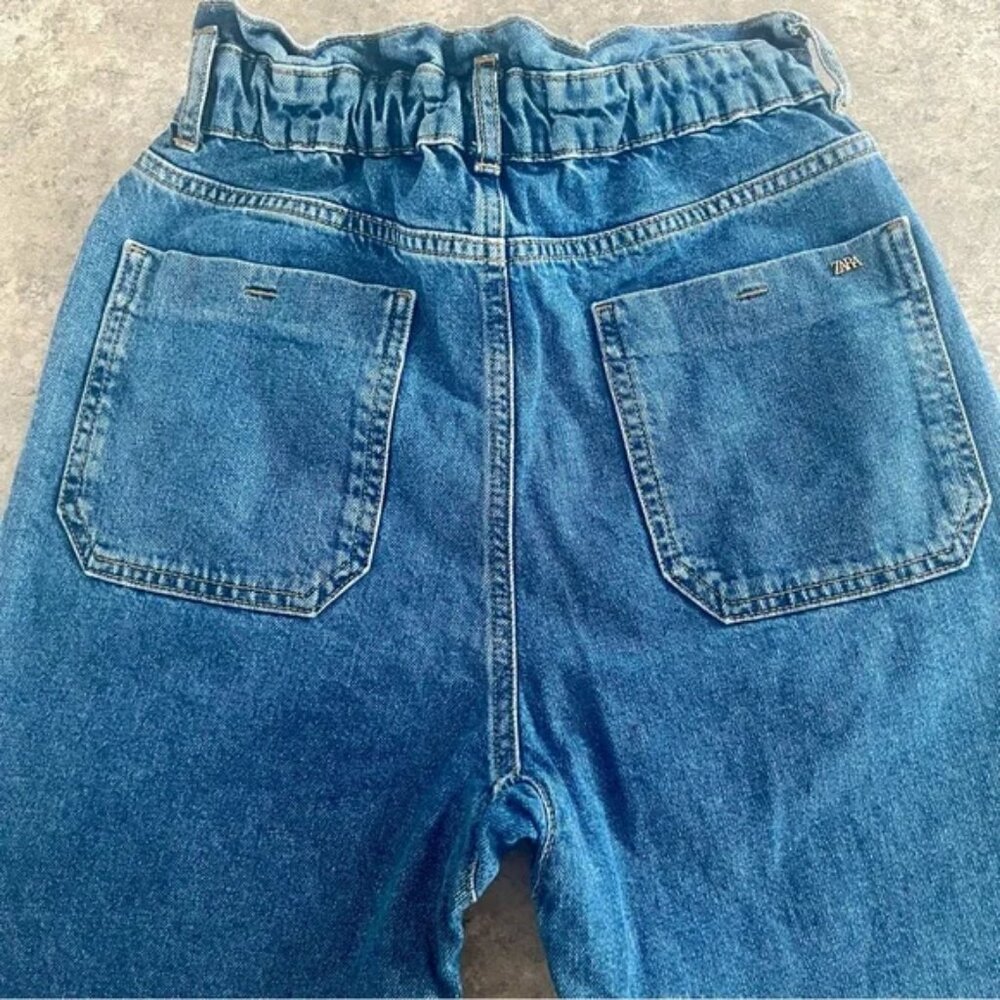 Zara Paper Bag Medium Wash Jeans - Picture 2 of 14